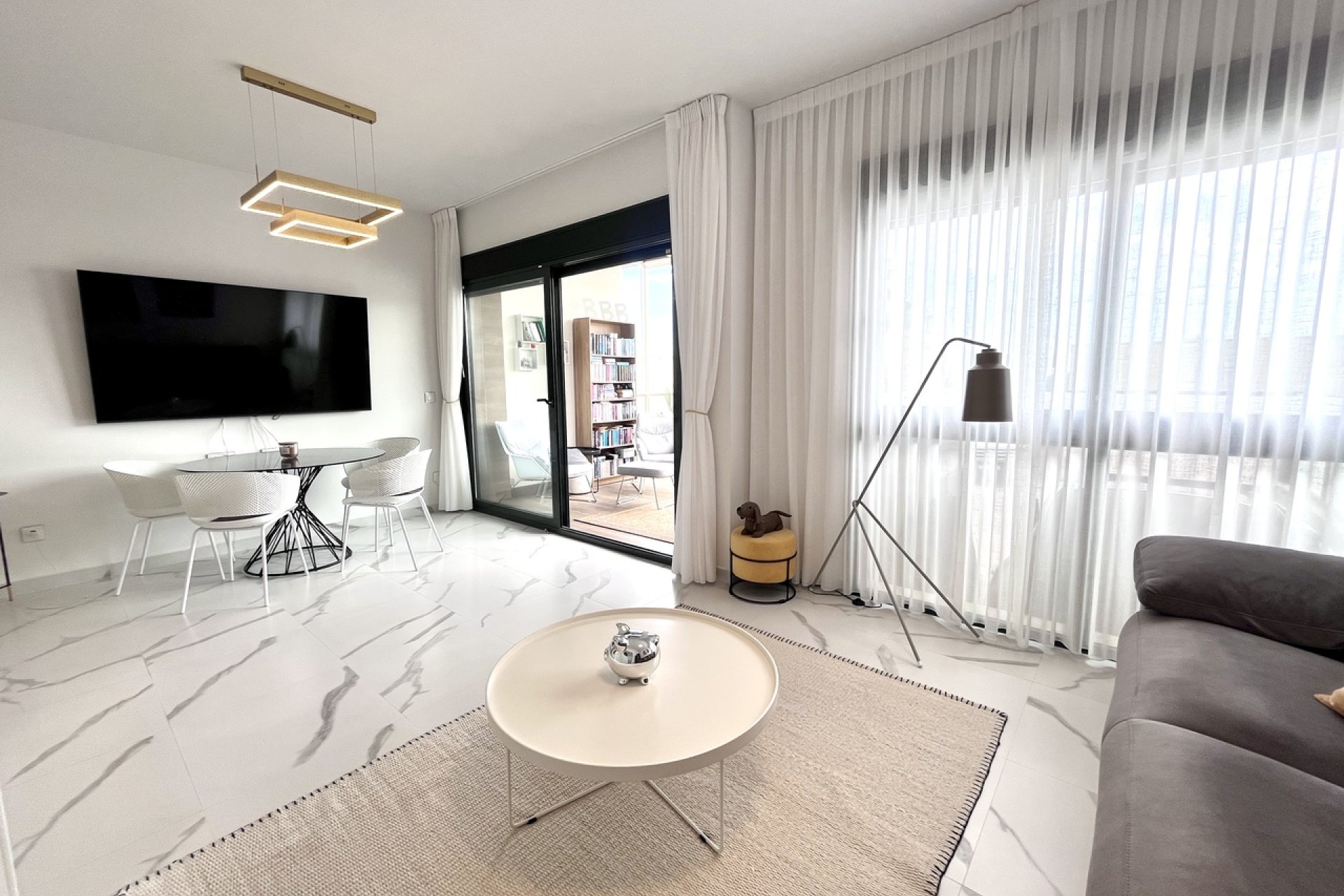 Reventa - Apartamento / Dúplex - San Miguel de Salinas