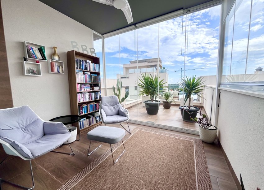 Reventa - Apartamento / Dúplex - San Miguel de Salinas