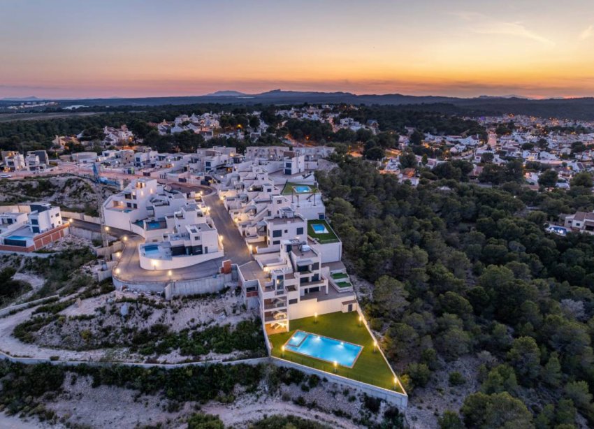 Reventa - Apartamento / Dúplex - San Miguel de Salinas
