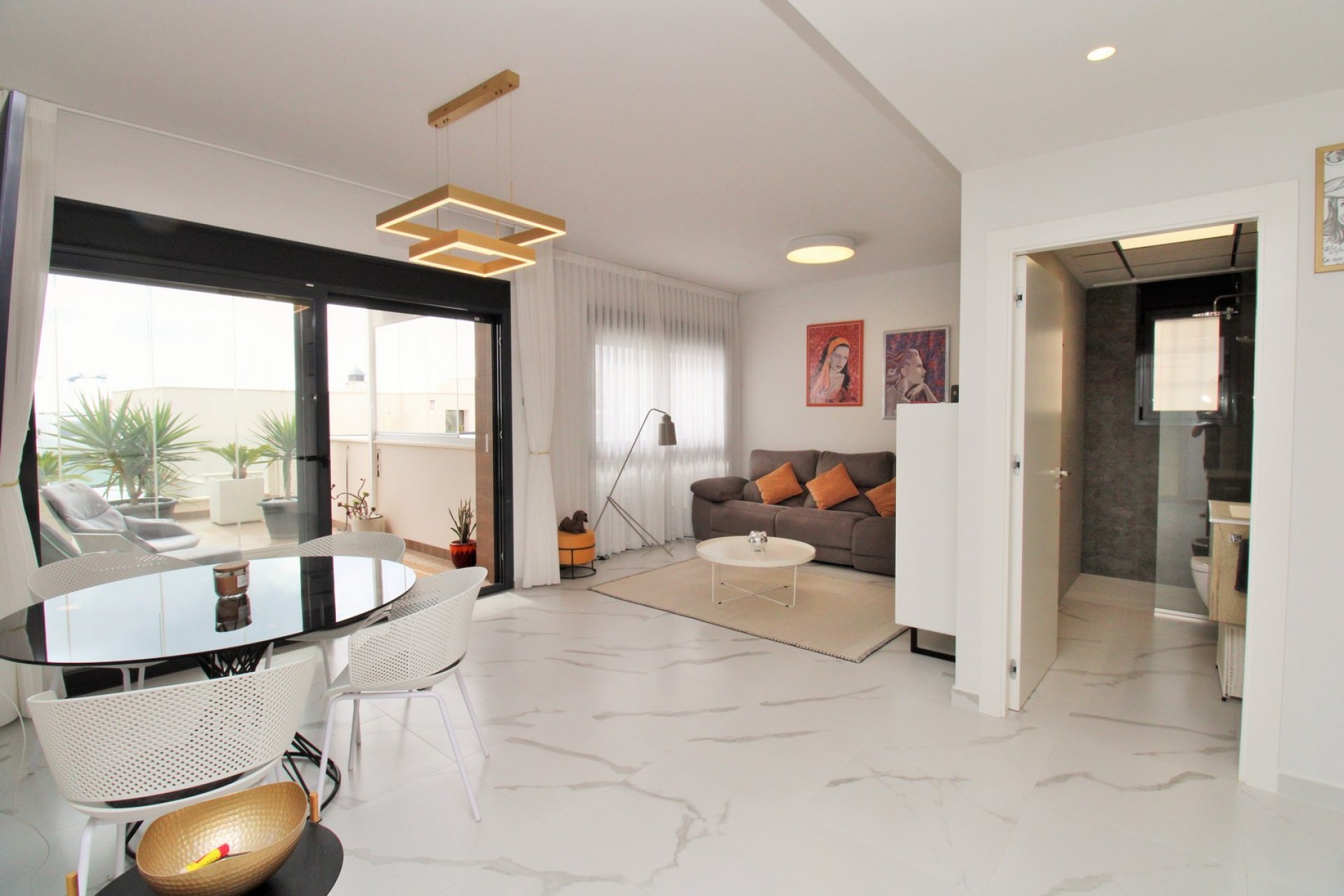 Reventa - Apartamento / Dúplex - San Miguel de Salinas