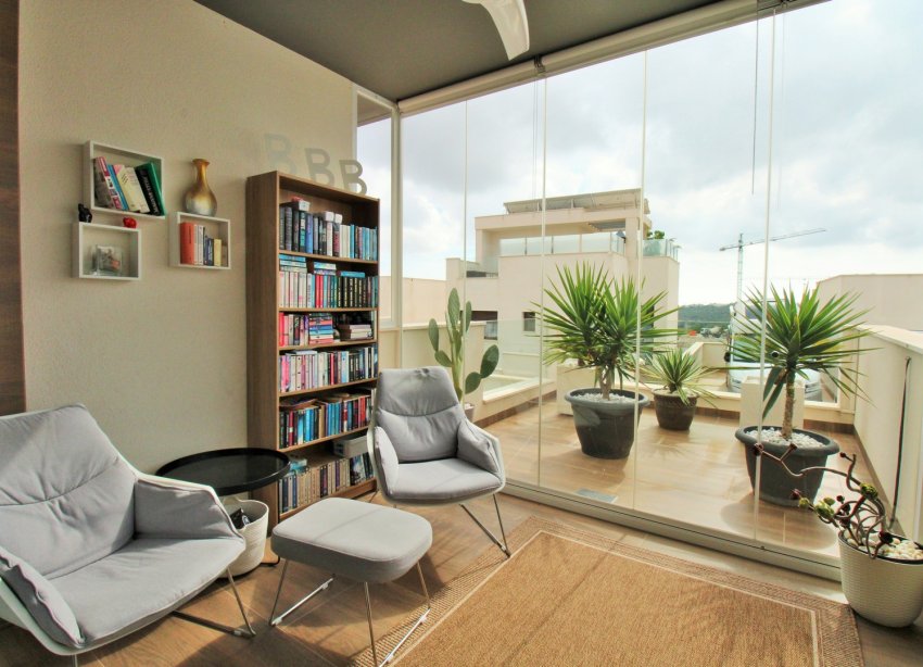 Reventa - Apartamento / Dúplex - San Miguel de Salinas