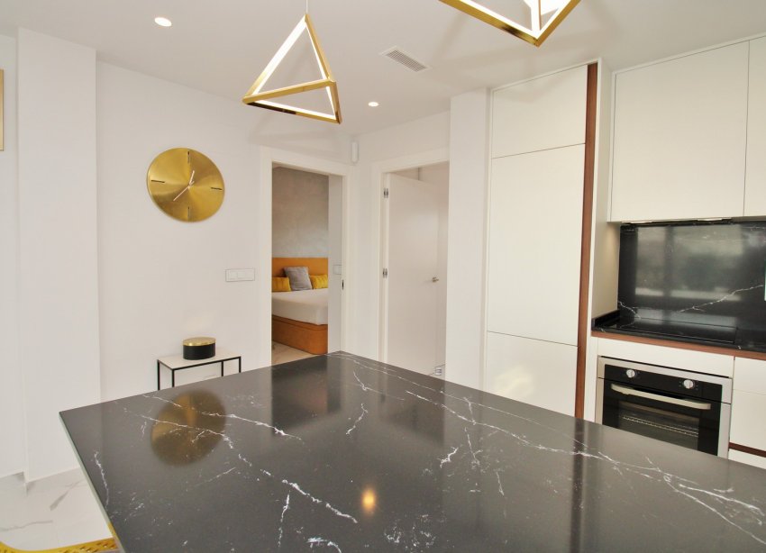 Reventa - Apartamento / Dúplex - San Miguel de Salinas