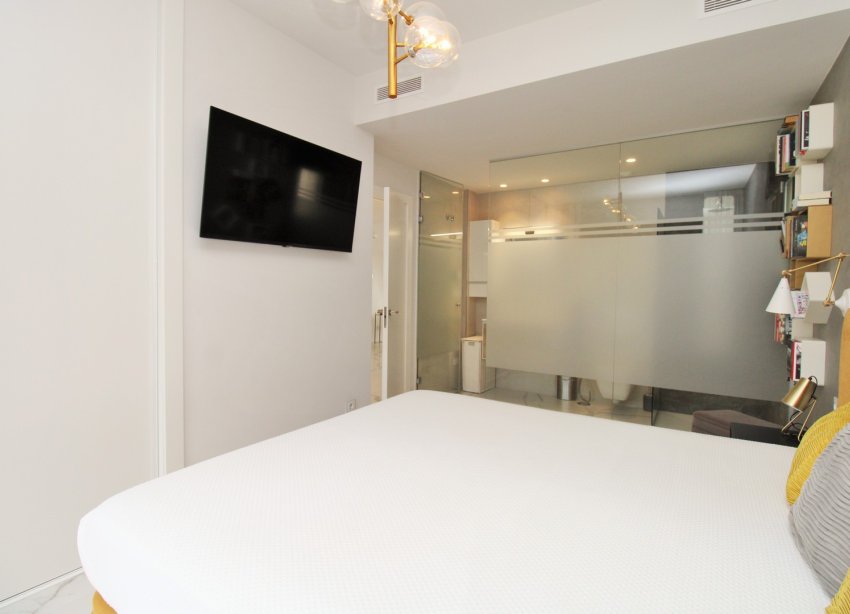 Reventa - Apartamento / Dúplex - San Miguel de Salinas