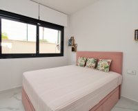 Reventa - Apartamento / Dúplex - San Miguel de Salinas