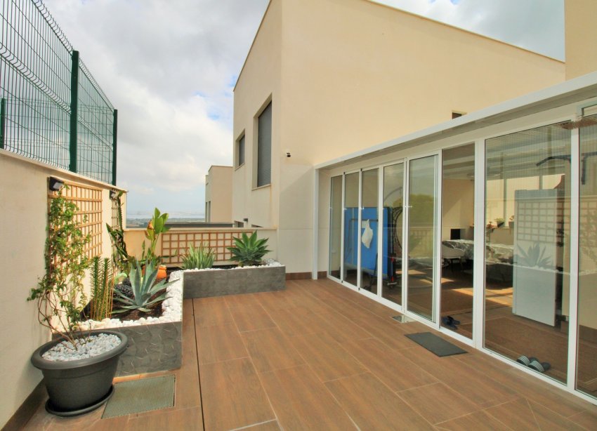 Reventa - Apartamento / Dúplex - San Miguel de Salinas