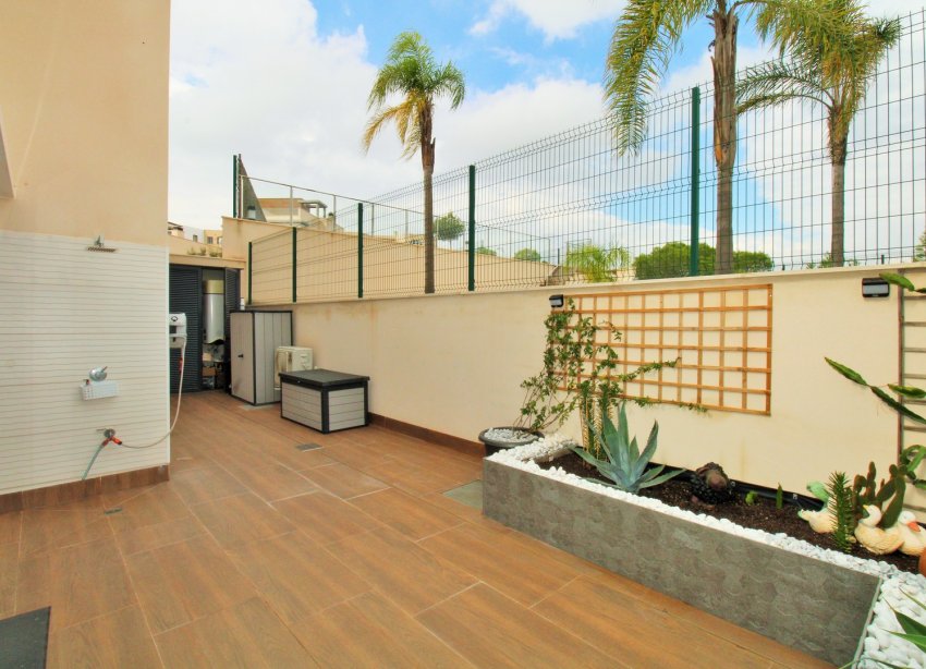 Reventa - Apartamento / Dúplex - San Miguel de Salinas
