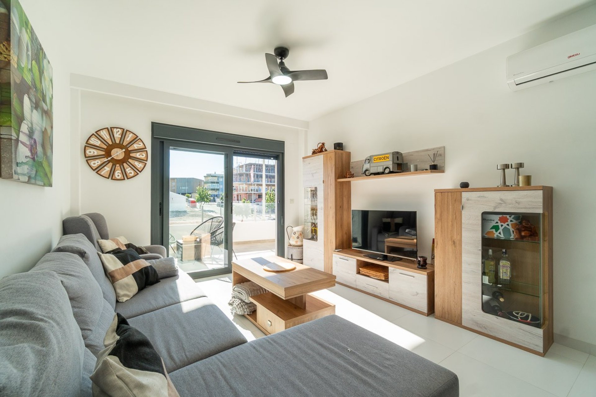Reventa - Apartamento / Dúplex - San Miguel de Salinas
