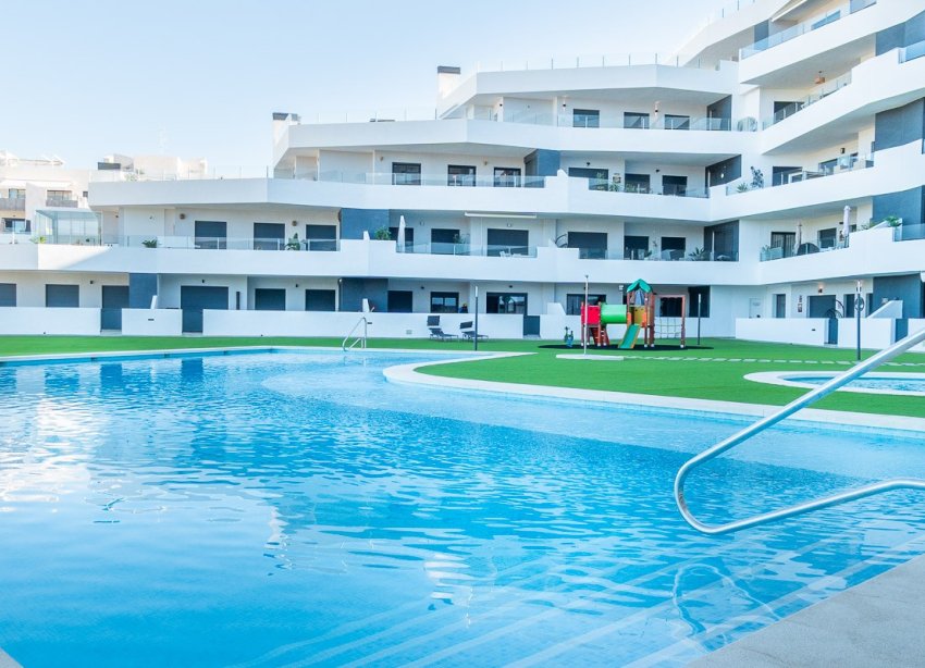 Reventa - Apartamento / Dúplex - San Miguel de Salinas