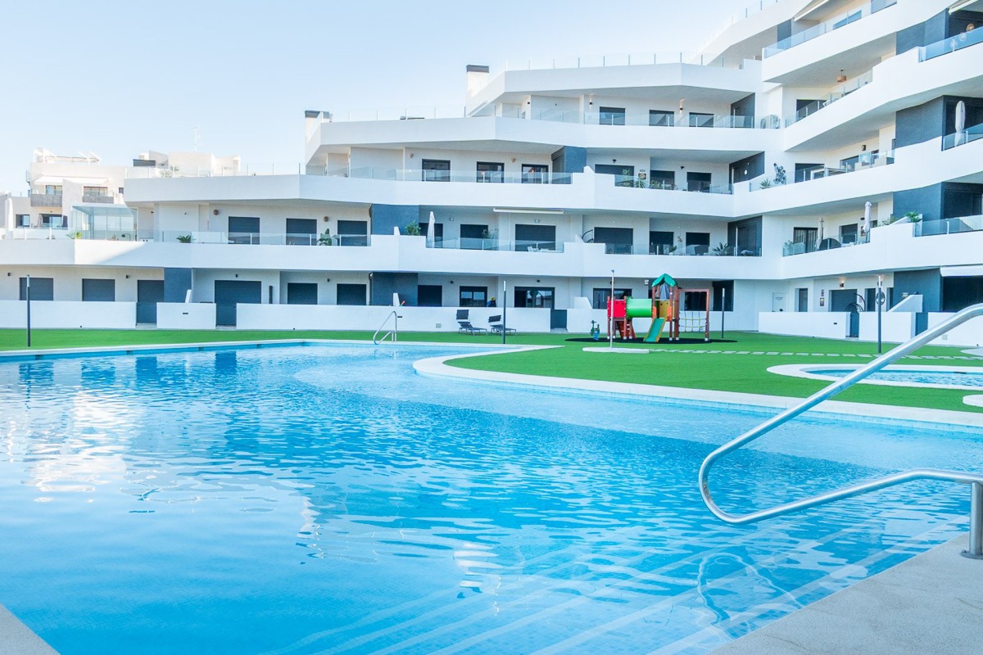 Reventa - Apartamento / Dúplex - San Miguel de Salinas
