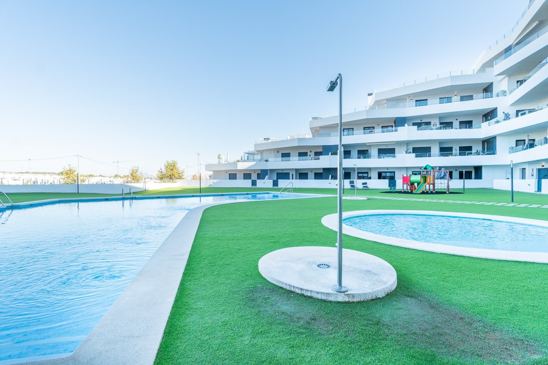Reventa - Apartamento / Dúplex - San Miguel de Salinas