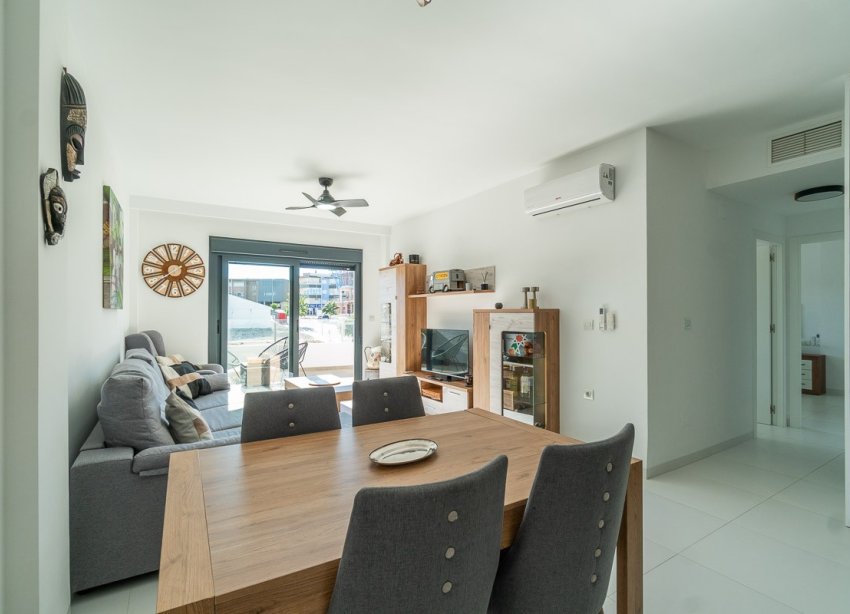 Reventa - Apartamento / Dúplex - San Miguel de Salinas