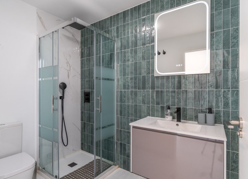 Reventa - Apartamento / Dúplex - San Miguel de Salinas