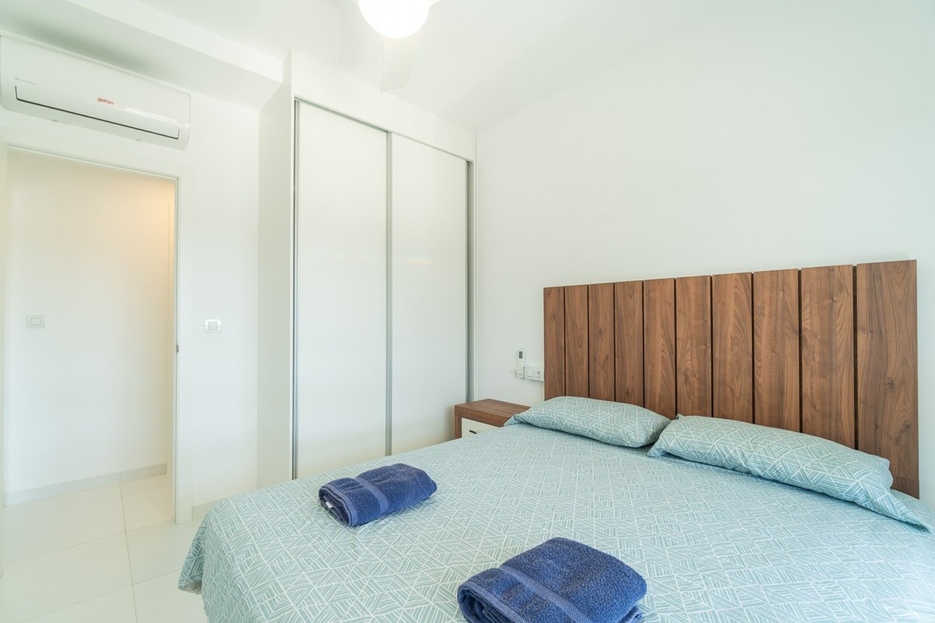 Reventa - Apartamento / Dúplex - San Miguel de Salinas
