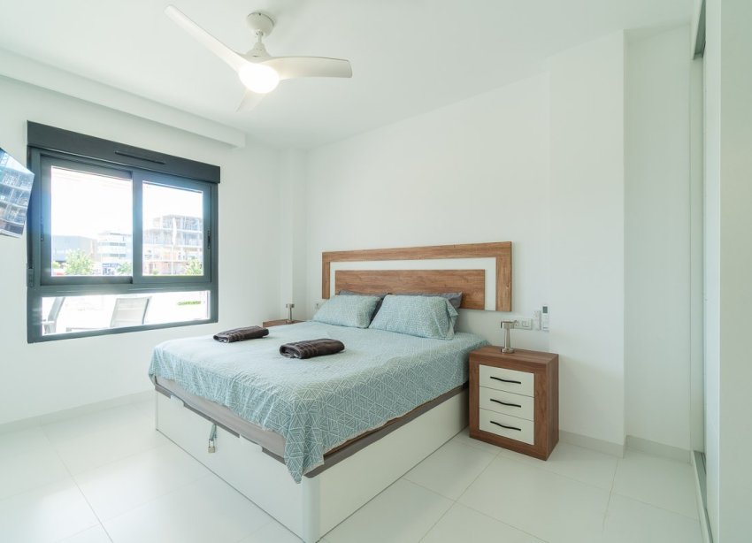 Reventa - Apartamento / Dúplex - San Miguel de Salinas