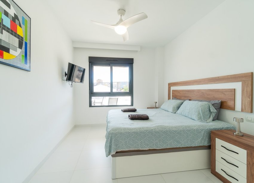 Reventa - Apartamento / Dúplex - San Miguel de Salinas