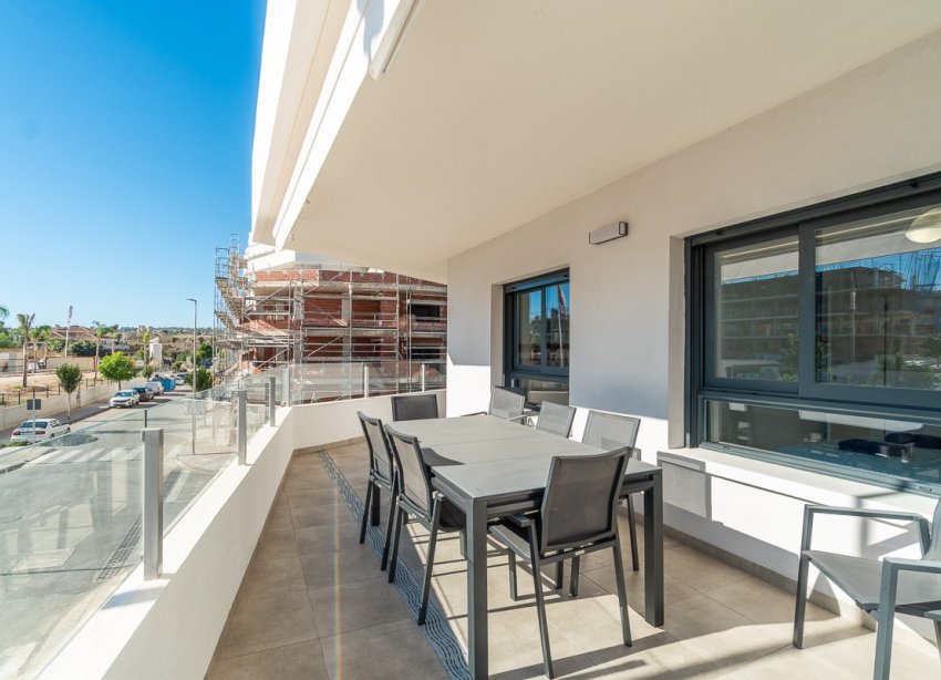 Reventa - Apartamento / Dúplex - San Miguel de Salinas