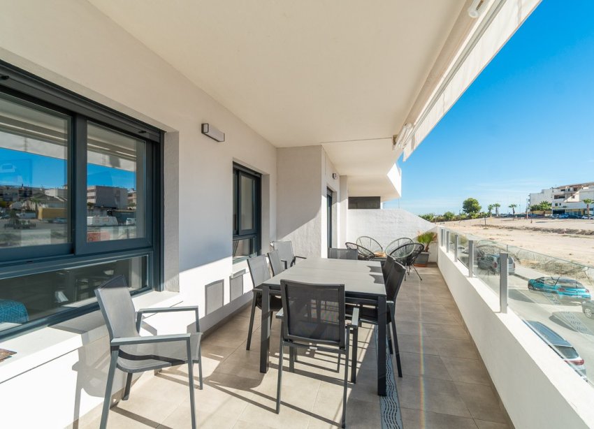 Reventa - Apartamento / Dúplex - San Miguel de Salinas
