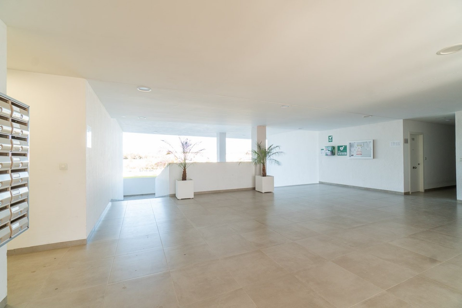Reventa - Apartamento / Dúplex - San Miguel de Salinas