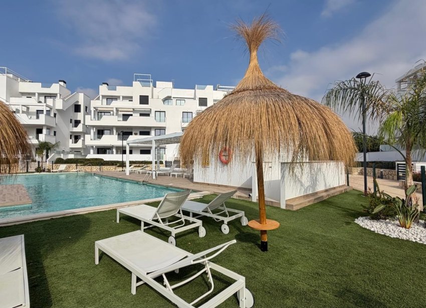 Reventa - Apartamento / Dúplex - Santa Rosalia - Santa Rosalía