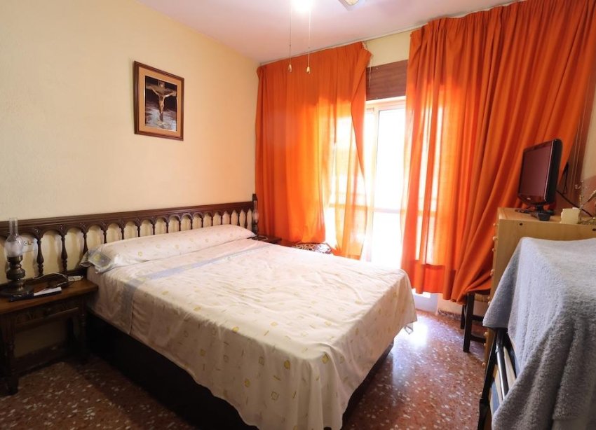 Reventa - Apartamento / Dúplex - Torrevieja - Acequion