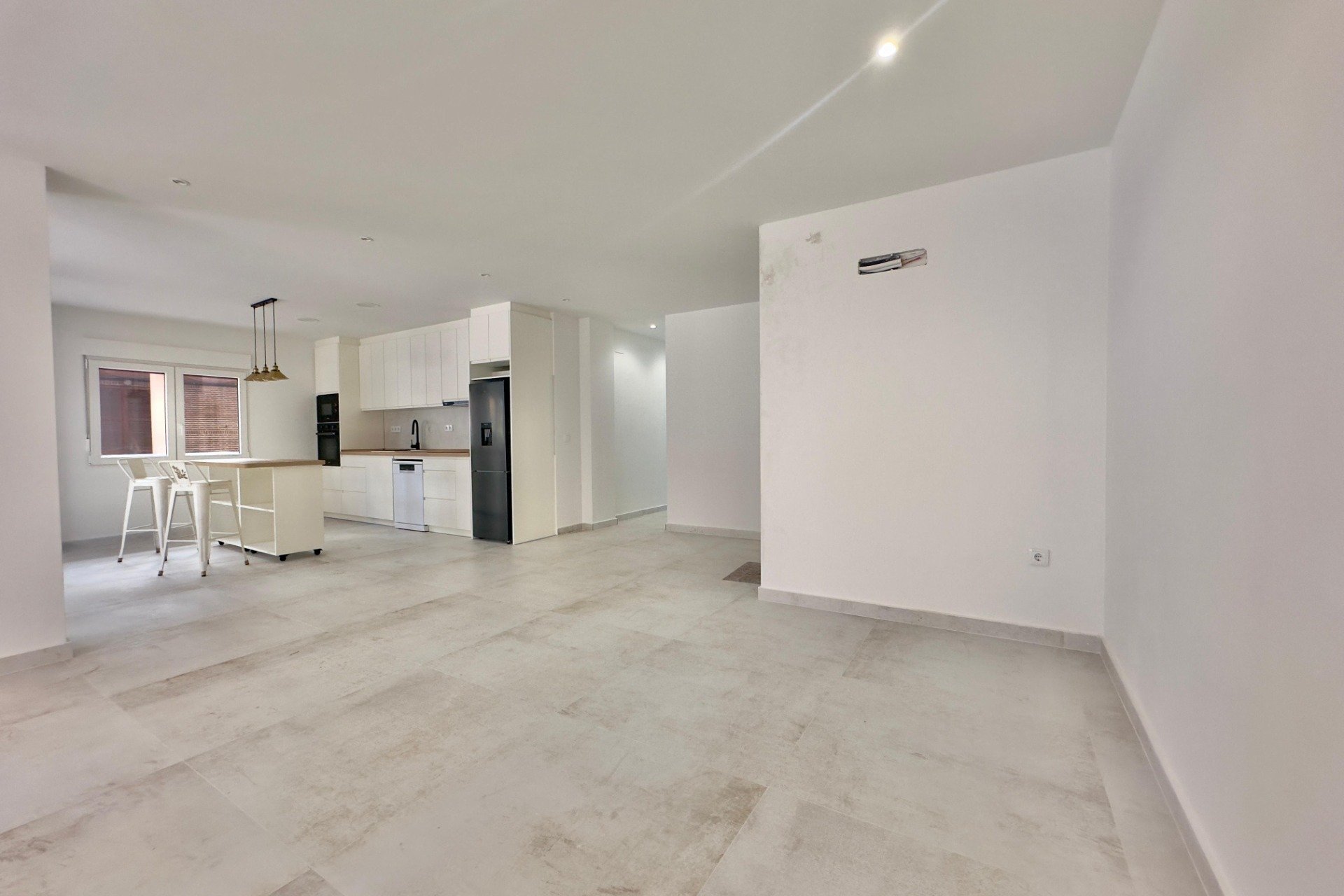Reventa - Apartamento / Dúplex - Torrevieja - Acequion