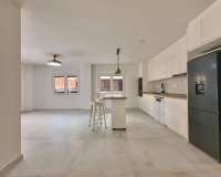 Reventa - Apartamento / Dúplex - Torrevieja - Acequion