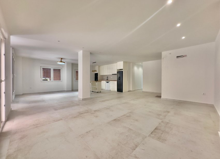 Reventa - Apartamento / Dúplex - Torrevieja - Acequion