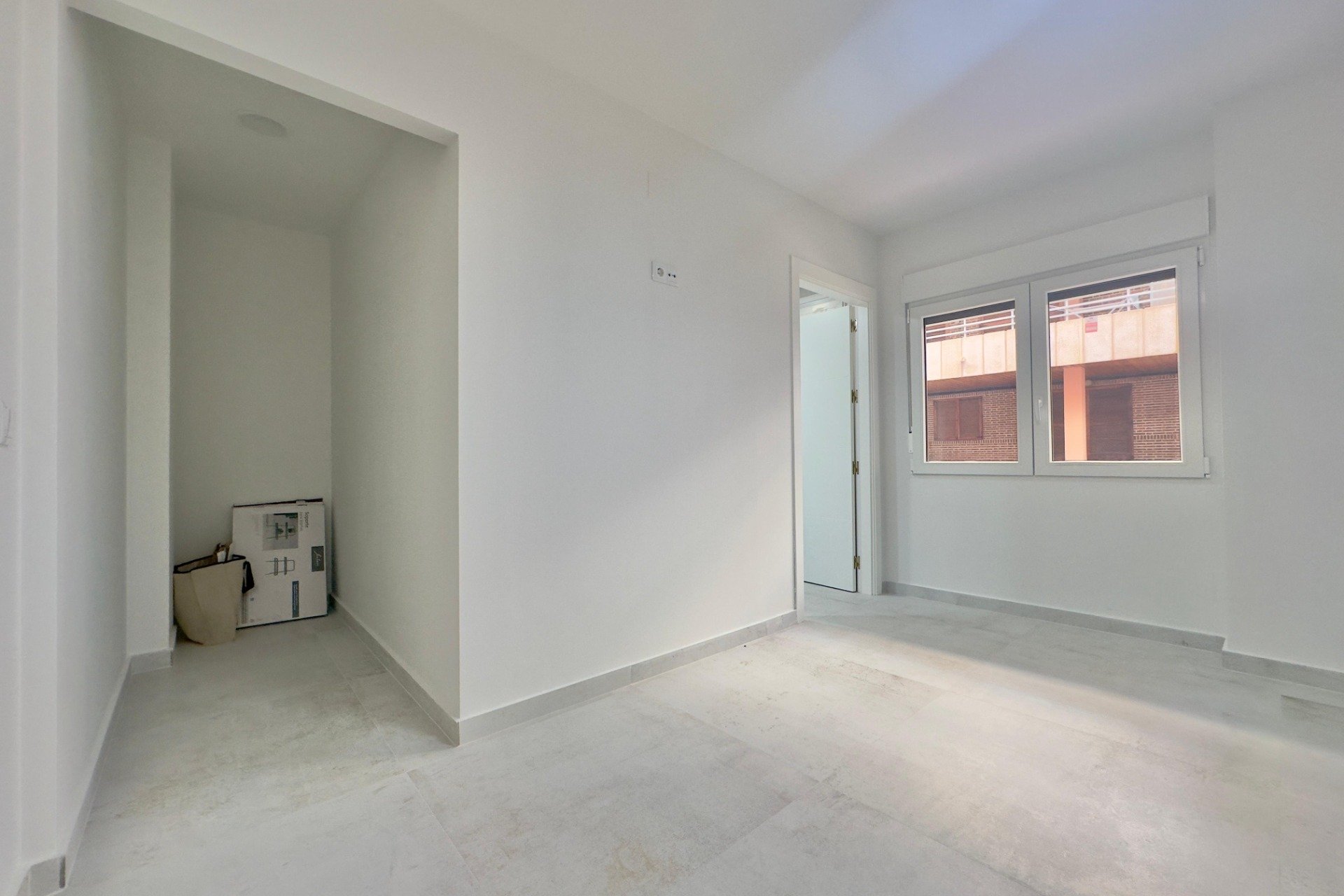 Reventa - Apartamento / Dúplex - Torrevieja - Acequion