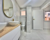 Reventa - Apartamento / Dúplex - Torrevieja - Acequion