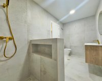 Reventa - Apartamento / Dúplex - Torrevieja - Acequion