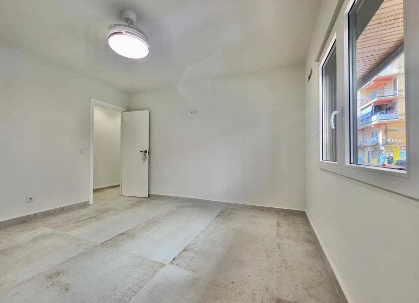 Reventa - Apartamento / Dúplex - Torrevieja - Acequion
