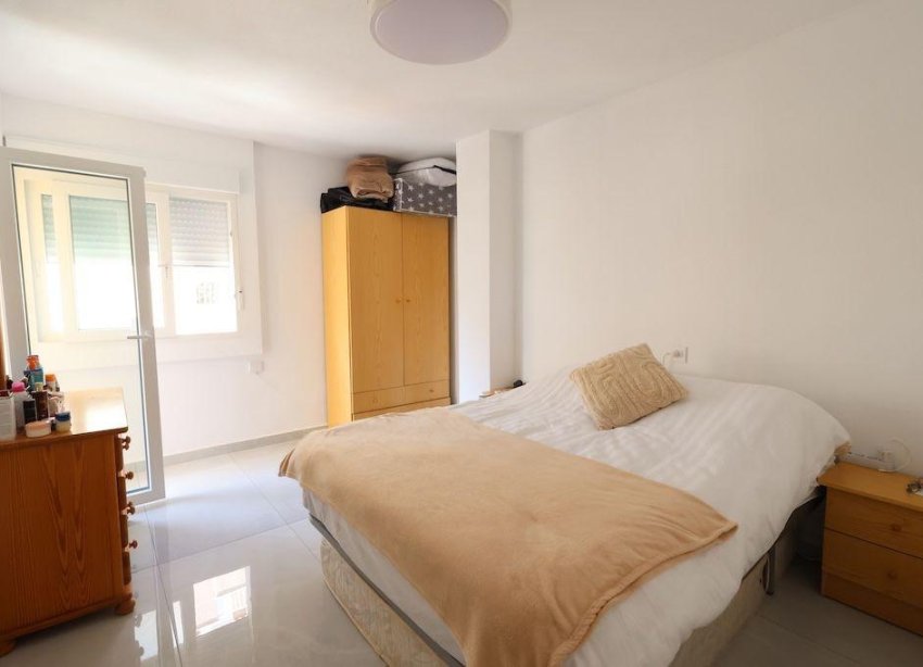 Reventa - Apartamento / Dúplex - Torrevieja - Acequion