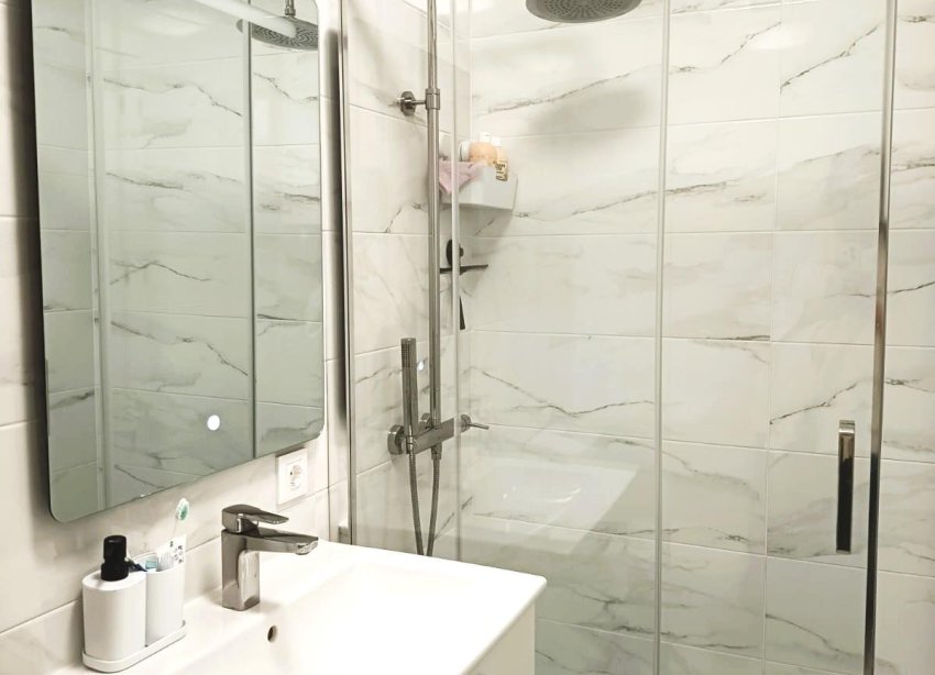 Reventa - Apartamento / Dúplex - Torrevieja - Acequion