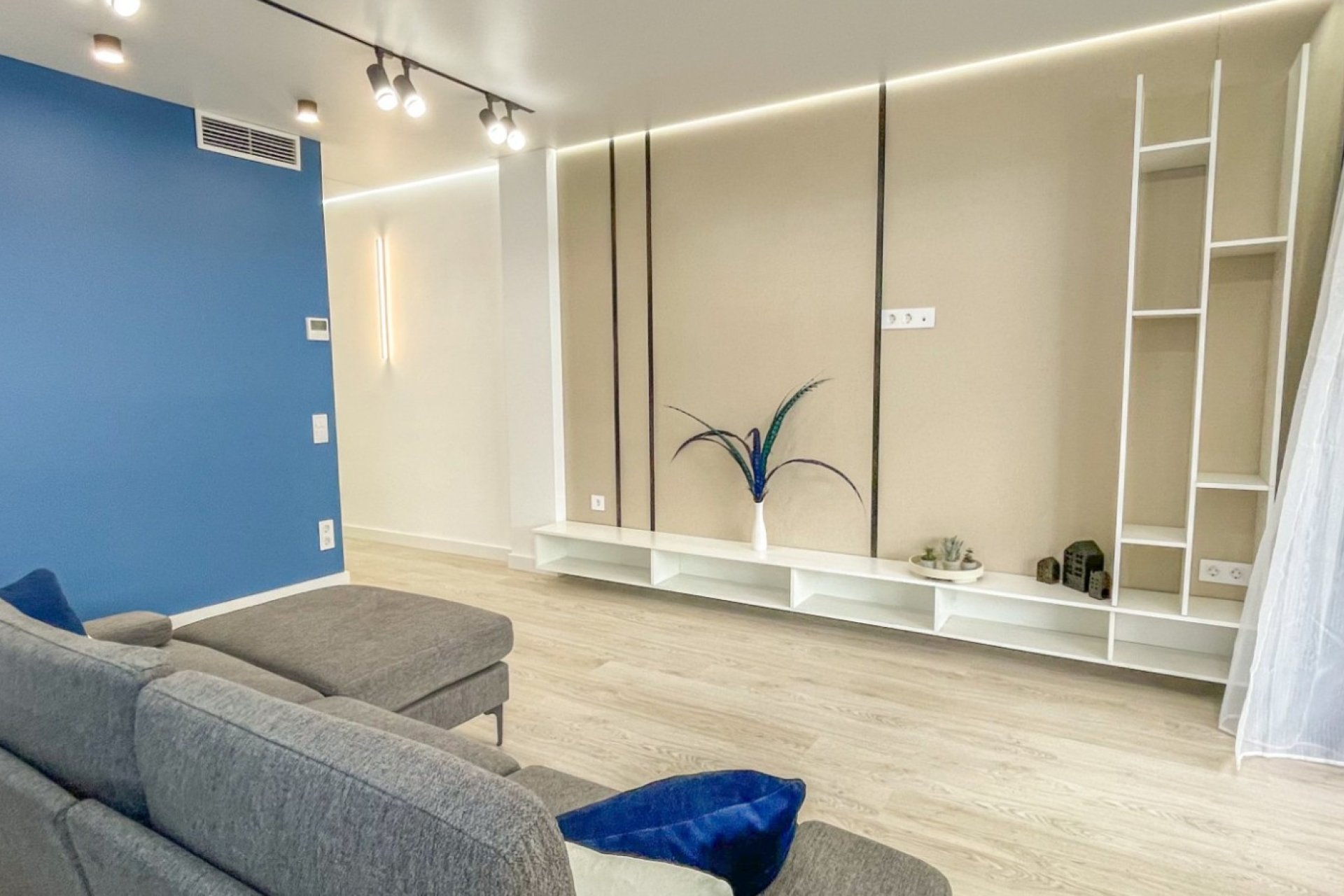 Reventa - Apartamento / Dúplex - Torrevieja - Acequion