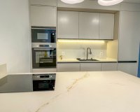 Reventa - Apartamento / Dúplex - Torrevieja - Acequion