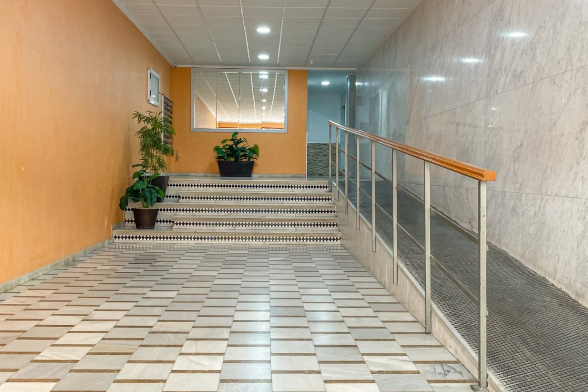 Reventa - Apartamento / Dúplex - Torrevieja - Acequion