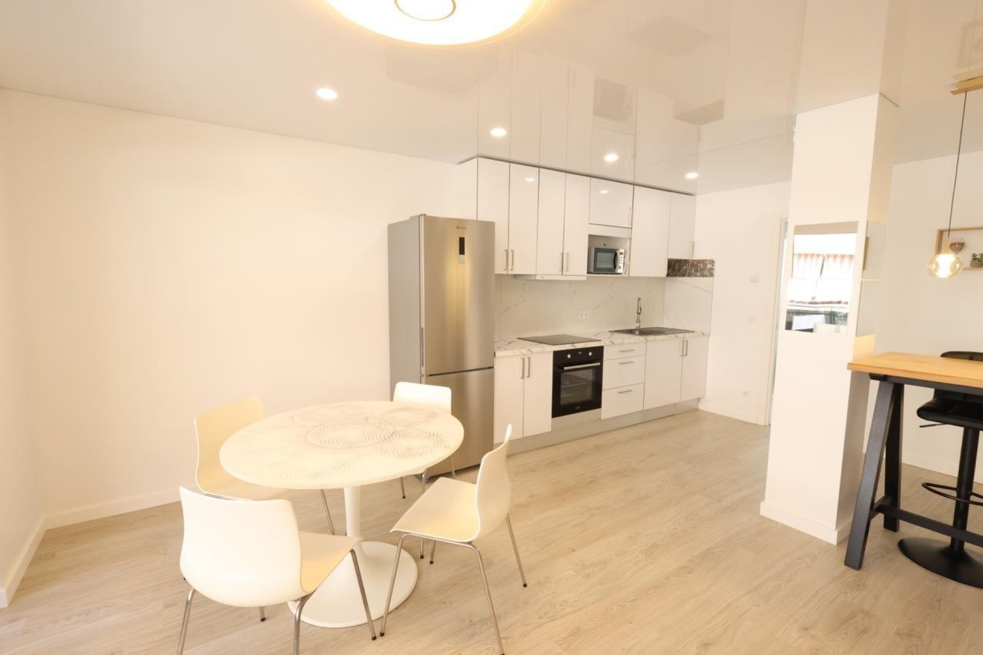 Reventa - Apartamento / Dúplex - Torrevieja - Acequion