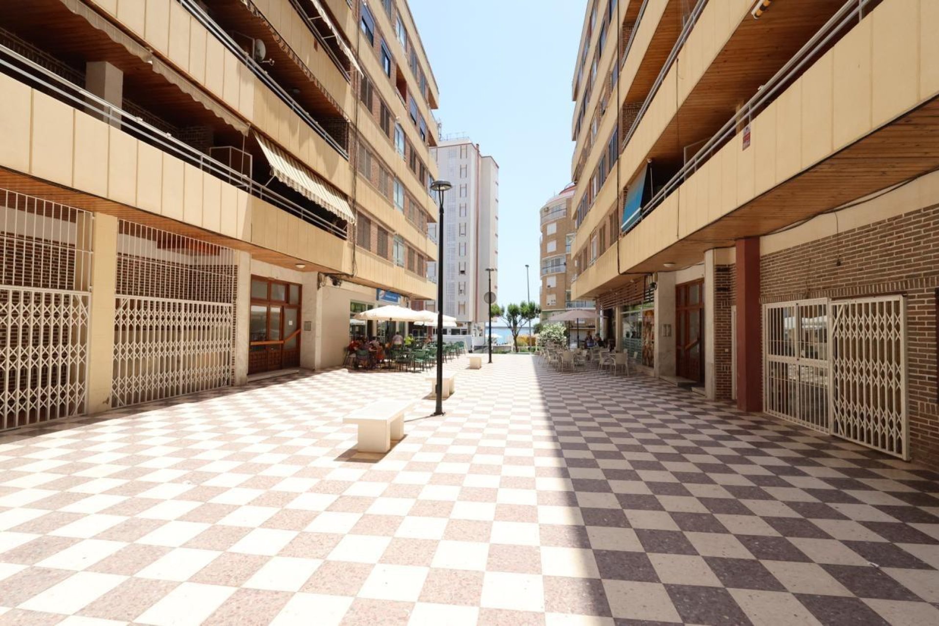 Reventa - Apartamento / Dúplex - Torrevieja - Acequion