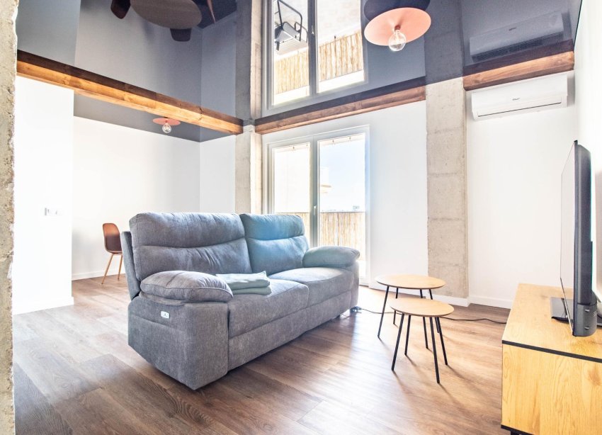 Reventa - Apartamento / Dúplex - Torrevieja - Acequion