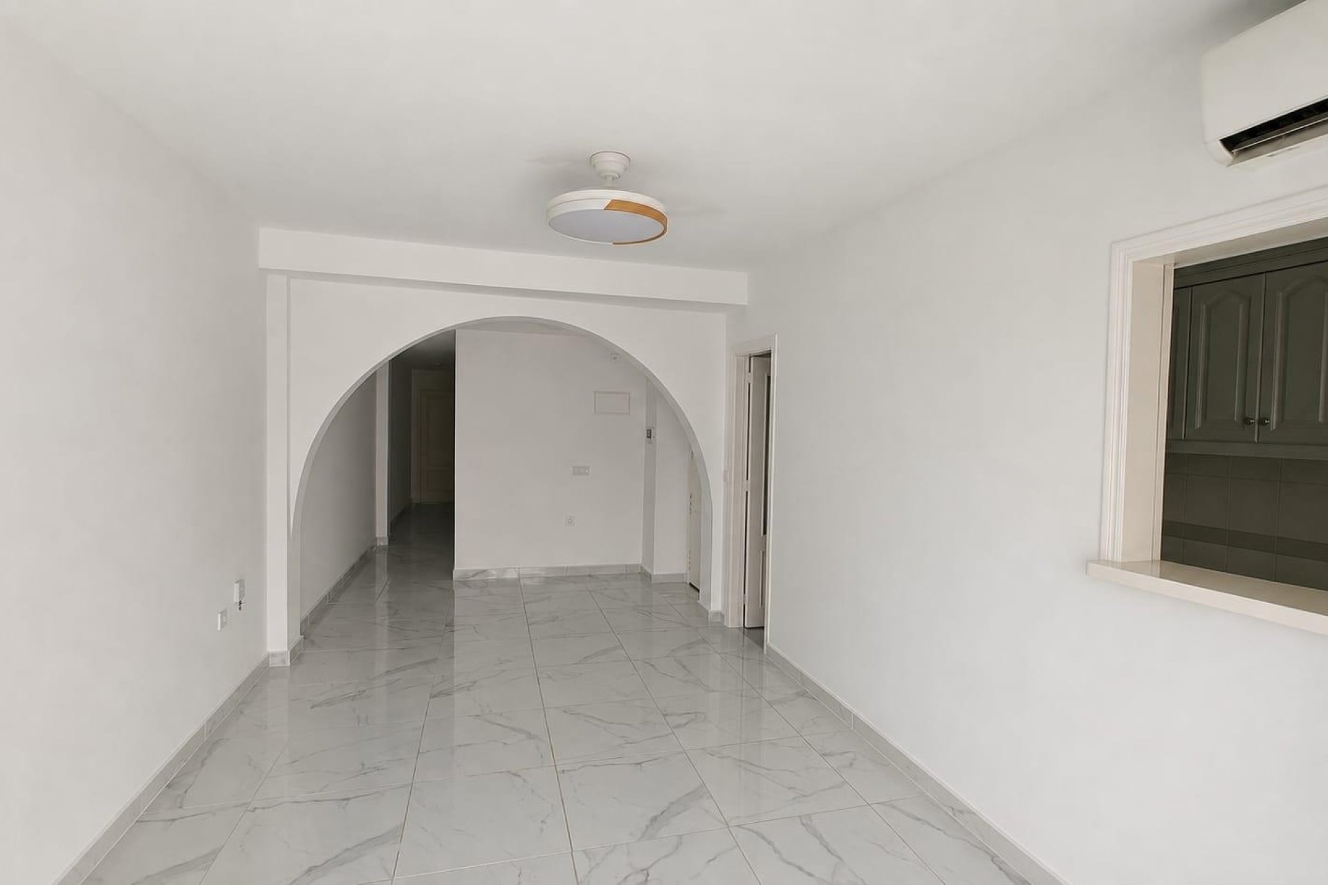 Reventa - Apartamento / Dúplex - Torrevieja - Acequion