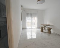 Reventa - Apartamento / Dúplex - Torrevieja - Acequion