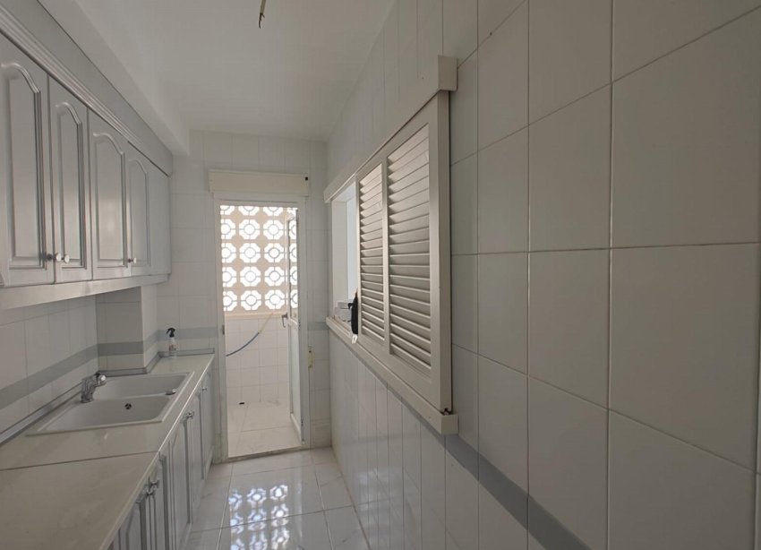 Reventa - Apartamento / Dúplex - Torrevieja - Acequion