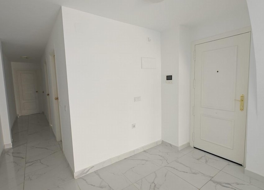 Reventa - Apartamento / Dúplex - Torrevieja - Acequion