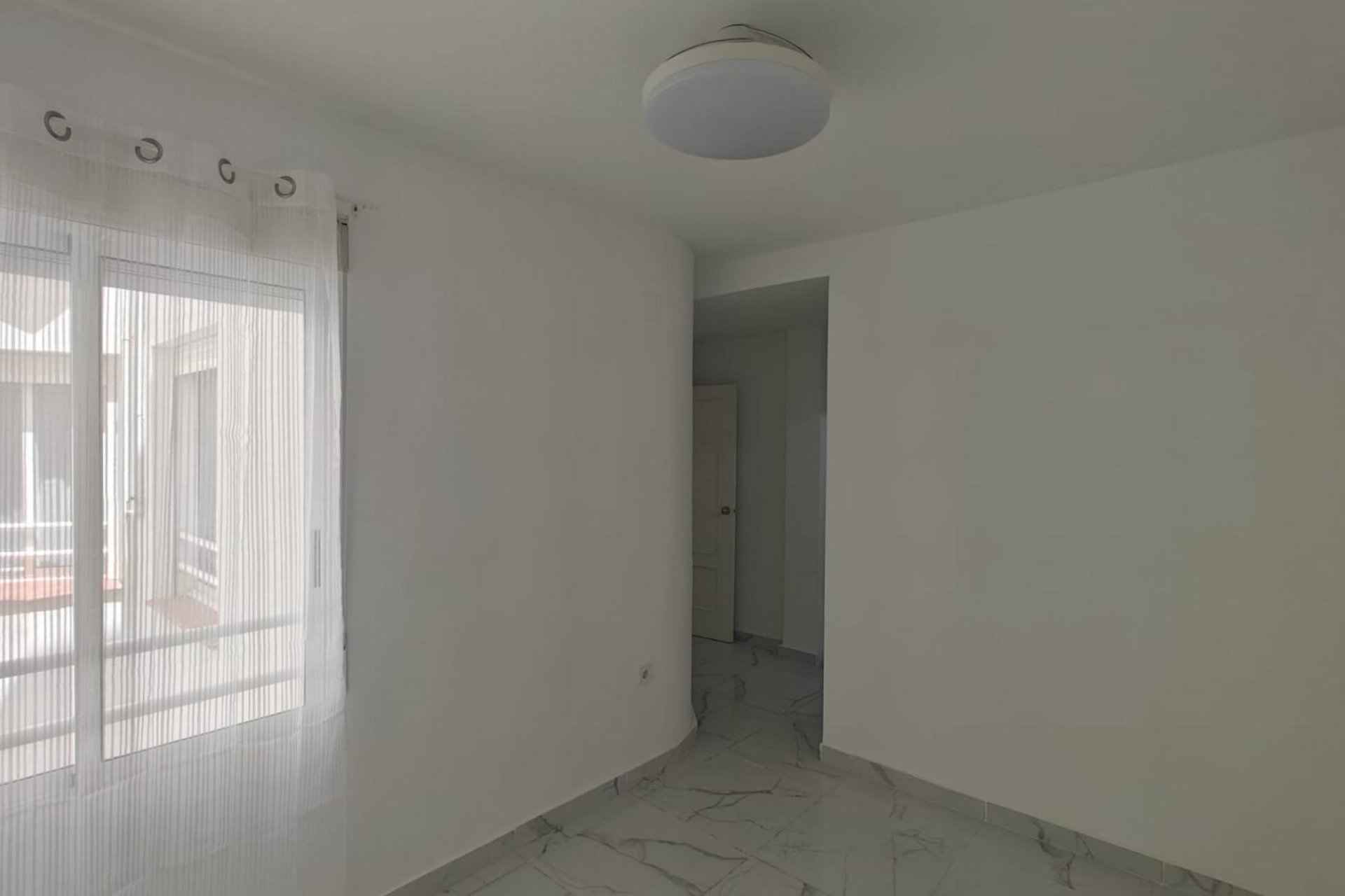 Reventa - Apartamento / Dúplex - Torrevieja - Acequion