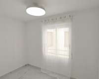 Reventa - Apartamento / Dúplex - Torrevieja - Acequion