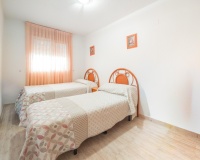 Reventa - Apartamento / Dúplex - Torrevieja - Acequion
