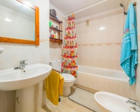 Reventa - Apartamento / Dúplex - Torrevieja - Acequion