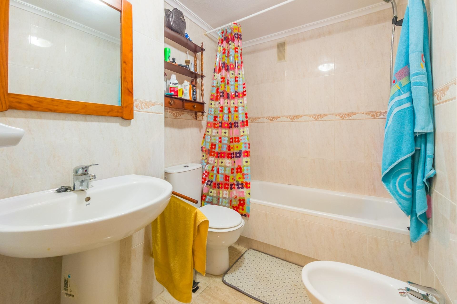 Reventa - Apartamento / Dúplex - Torrevieja - Acequion