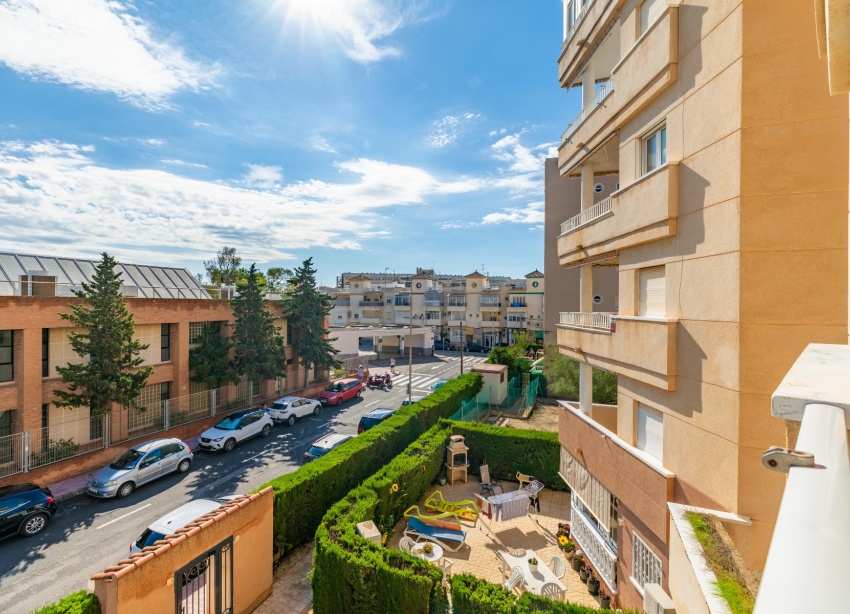 Reventa - Apartamento / Dúplex - Torrevieja - Cala del palangre