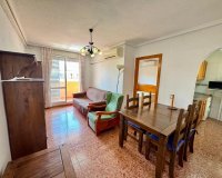 Reventa - Apartamento / Dúplex - Torrevieja - Centro